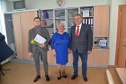 Ренат Сулейманов и Евгений Смышляев поздравили коллективы школ Октябрьского района с 8 марта