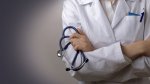 Пациенты винят врачей, а врачи оптимизацию: «Очереди к врачу» возглавили рейтинг жалоб пациентов