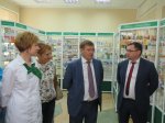 Анатолий Локоть открыл социальную аптеку в Советском районе