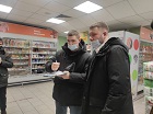 Депутат Заксобрания Виталий Быков провел рейд по контролю цен на жизненно важных продуктов питания