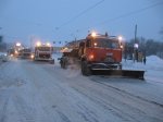 Борьба со стихией: Около 600 спецмашин чистят улицы города от снега