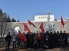 Коммунисты провели субботник в сквере Героев революции