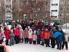 Депутаты-коммунисты помогли организовать праздник проводов зимы в Дзержинском районе