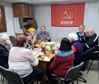 Тогучинские коммунисты провели торжественное собрание в преддверии Дня Советской Армии