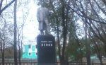 Новосибирская область: В Чистоозерном районе памятнику Ленину снесли голову