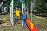 Новые детские площадки появились в Куйбышеве благодаря депутатам-коммунистам