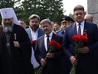Анатолий Локоть возложил цветы к Вечному огню в День памяти и скорби