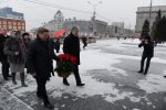 Павел Грудинин и Анатолий Локоть возложили цветы к памятнику Ленину