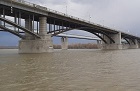 Власти Новосибирска рассказали о планах по ремонту Октябрьского моста