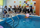 Евгений Смышляев проверил качество ремонта бассейна у себя на округе