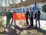 Активисты Новосибирского областного отделения ЛКСМ РФ провели субботник в сквере Гагарина