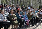Евгений Смышляев поздравил ветеранов с Днем Победы в парке имени Кирова