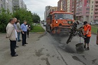 Лидеры КПРФ в Новосибирске проверили ремонт дорог Октябрьского района