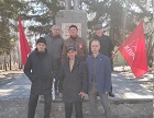 Коммунисты провели субботник у памятника Дзержинскому