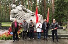 Заельцовские коммунисты почтили память героев Великой Отечественной войны