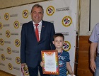 Ренат Сулейманов наградил победителей 27-го турнира «Шахматная королева»