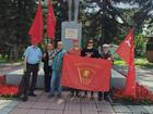 Коммунисты Дзержинского района возложили цветы к памятнику Феликсу Дзержинскому
