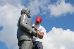 Коммунисты реставрировали памятник Ленину в селе Березиково