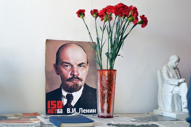 22 апреля праздник ленин. День рождения Ленина. Юбилей Ленина. Днюха Ленина. 22 Апреля праздник день рождения Ленина.