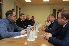 Анатолий Локоть обсудил с послом Беларуси увеличение производства трамваев «БКМ-Сибирь»