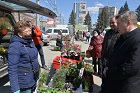 Анатолий Локоть и Ренат Сулейманов посетили садоводческую ярмарку