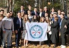 Комсомольцы получили удостоверения членов Молодежного парламента на выездной сессии