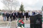 Делегация посольства КНДР посетила могилу спасителя Ким Ир Сена Якова Новиченко