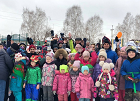 Депутаты от КПРФ организовали для жителей Первомайского района праздник проводов зимы