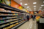 Слишком дешевые продукты: Министерство труда предложило снизить МРОТ