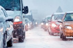 Новосибирцев попросили временно отказаться от машин из-за снегопадов