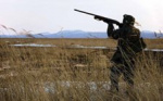 Несколько дней в очереди за разрешениями стоят охотники Новосибирска